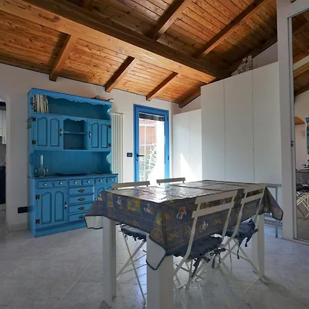Sea View Blue Apartment *